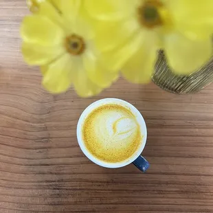 Golden Latte    IG: dipikap