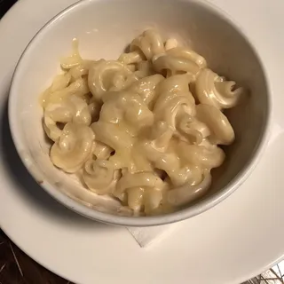 Pretzel Crusted Mac & Cheese (VG)