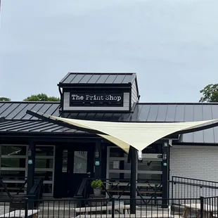 New sign on the roof!