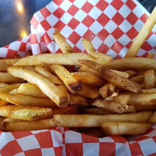 &quot;Skin on fries&quot; ($6), vegan by default. Pretty good.