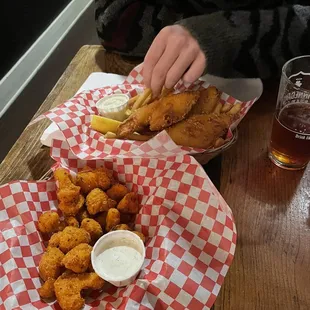 Fish/chips and cauliflower