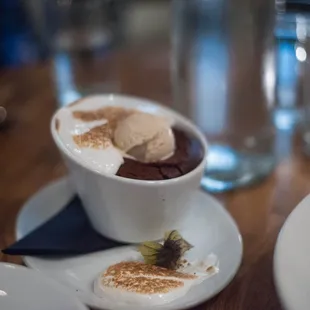 &quot;S&apos;more&quot; dessert