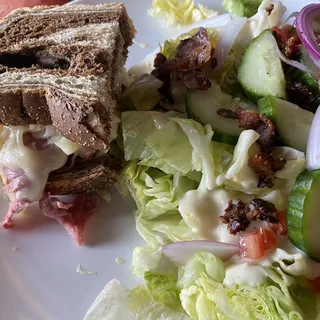 Corned Beef Reuben Sandwich