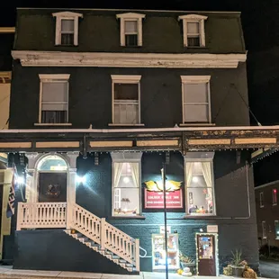 The Pub is at the bottom.  You will Love it.