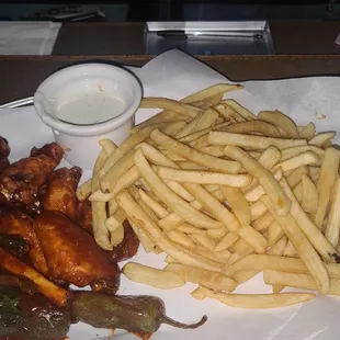 We asked for Extra Fries and Spicy wings on this order! Brian was our bartender he is such a nice guy! Thank you for such a fun evening!
