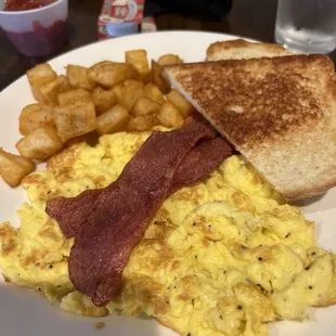 2 Eggs Turkey Bacon Toast