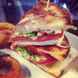 Public House Cheeseburger