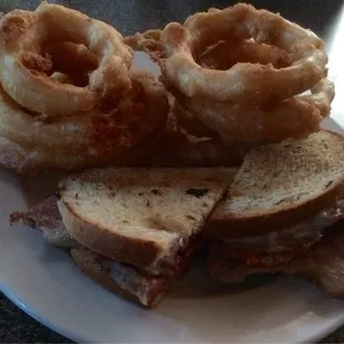 Corned Beef and onion rings.