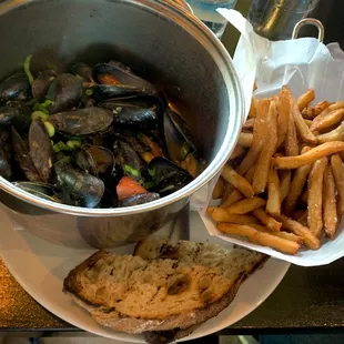 Moules Frites (half)  Fiddlehead