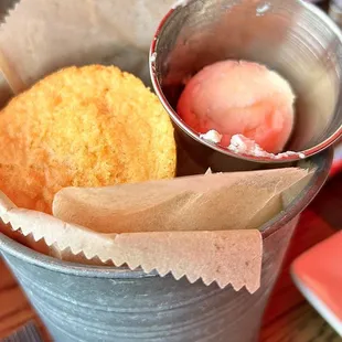 Corn bread and peach butter
