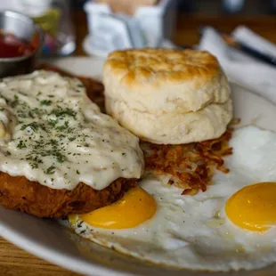 Chicken Fried Steak and Eggs - IG: @nelson_eats