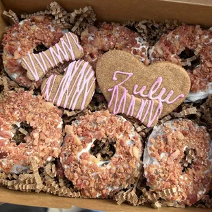 Donut box 6 ct. beef &amp; bacon w/ cream cheese icing and bacon bits