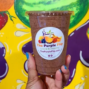 The Purple Flip (Blueberry & Pineapple). I added Spinach.