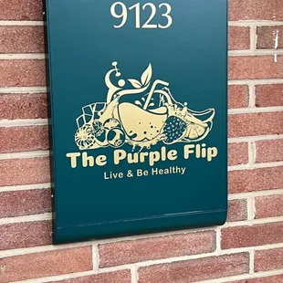 Outdoor sign (Reisterstown Rd)