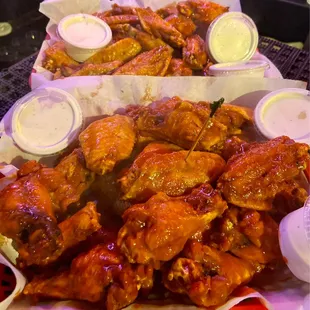 Hot WING CITY !