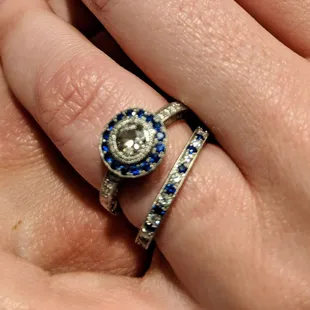 Perfect matching engagement and wedding rings!