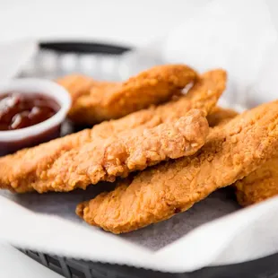 food, chicken wings and fried chicken