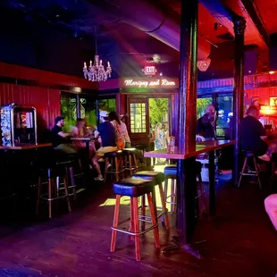 The bar !!