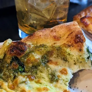 Old fashion and pizza