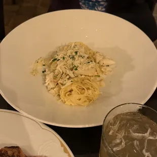 Crab pasta