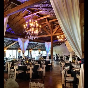 Spanish Moss set for 300 guests