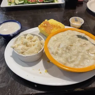 Chicken and dumpling meal