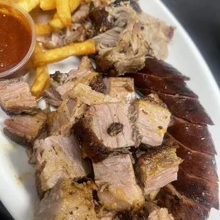 3 meat plate burnt ends. Smoked sausage and pulled pork