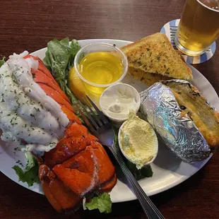 Lobster dinner tonight and every Friday if you get here in time!