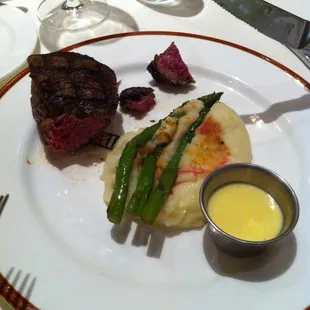 Perfectly done filet mignon!