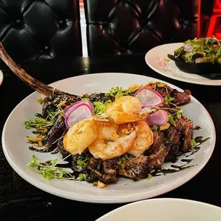Tomahawk steak with Shrimp