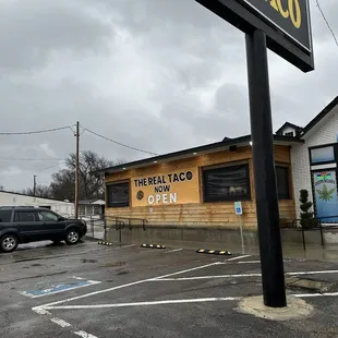 a car parked in a parking lot