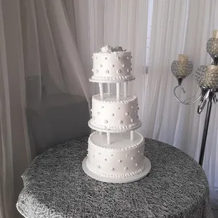 WEDDING CAKE