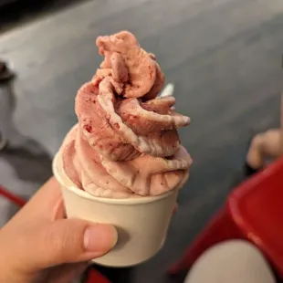 Strawberry cheesecake ice cream