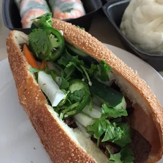 S3. Korean Bulgogi Beef Banh Mi