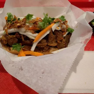1/4 lb. Saigon Dog