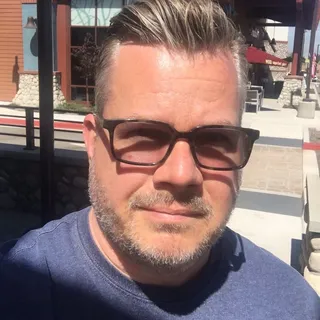 Max J.