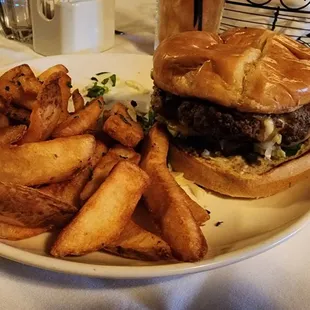 Cheeseburger and Fries