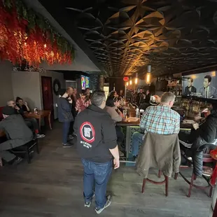 Main bar