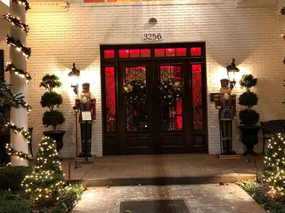 Signature Club of Lansdowne