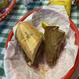 The Spicy Wreck and Reuben