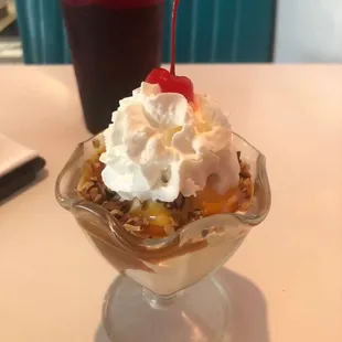 Dessert sundae