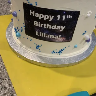 What the bakery made .....the name is spelled wrong .