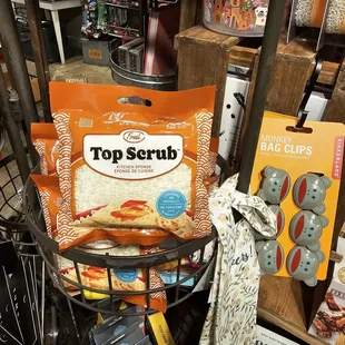 Sponge that looks like ramen... and chip clips, etc