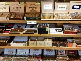 Buck's Smoke Shop