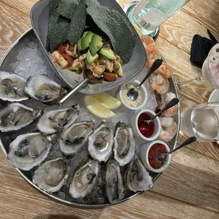 food, shellfish, oysters, mussels, oysters and mussels