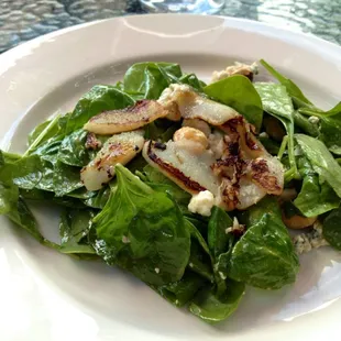 Candied Walnut Spinach Salad