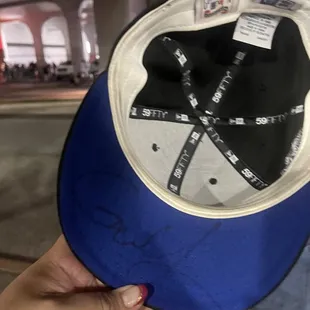 Ohgeezy signing after the show 2022.02.25