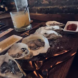 Fresh oysters