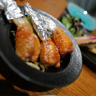 chicken wings and fried chicken, fried chicken wings, food, bbq chicken, chicken wings, poultry, bbq wings, fried chicken, chicken