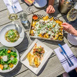 Smoked Brisket Nachos: perfectly shared with friends